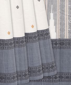 White Handloom Kanchi Cotton Saree With Diamond Motifs
