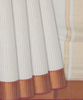 Off White Handwoven Mangalagiri Cotton Saree With Checks
