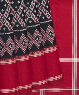 Black Handloom Pochampally Ikat Saree With Diamond Motifs
