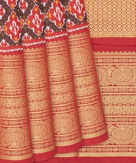 Red Handloom Pochampally Ikat Silk Saree With Diamond Motifs
