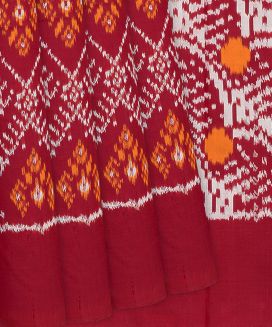 Red Handloom Pochampally Ikat Saree With Diamond Motifs
