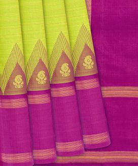 Light Green Handloom Kanchipuram Plain Korvai Silk Saree
