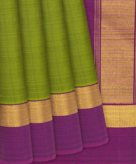 Grass Green Handloom Kanchipuram Plain Silk Saree 
