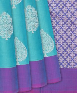 Turquosie Handloom Soft Silk Saree With Floral Buttas
