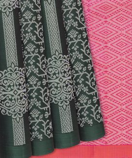 Dark Green Handloom Soft Silk Saree With Floral Motifs
