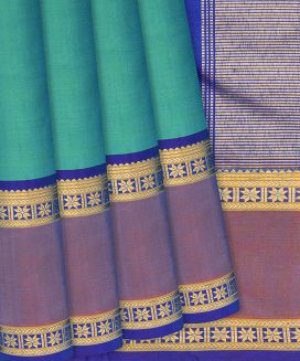 Aquamarine Handloom Kanchipuram Plain Silk Saree With Blue Border
