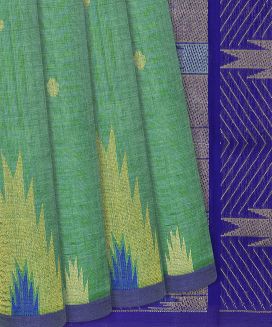 Green Handloom Silk Cotton Saree with thazhampoo reku motifs in border and pallu 
