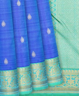 Sky Blue Handloom Kanchipuram Silk Saree With Floral Motifs
