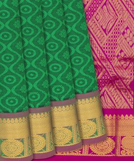Green Handloom Poly Cotton Saree With Flower Buttas
