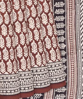 Brown Jaipur Cotton Saree With Printed Mango Motifs
