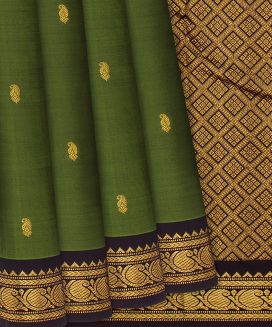 Leafy Green Handloom Kanchipuram Silk Saree With Mango Motifs
