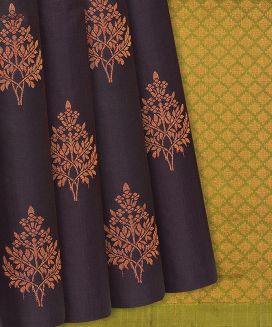 Black Handloom Soft Silk Saree With Floral Buttas


